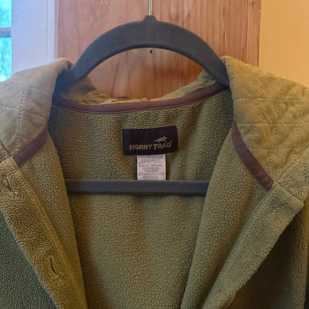 Horny Toad Olive Green Quilted Hoodie Sweater